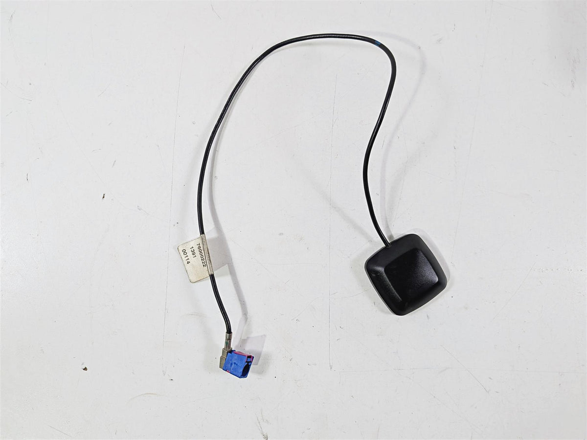 2015 Harley Touring FLTRUSE CVO Road Glide Gps Navigation Antenna 76000222-Mototech271