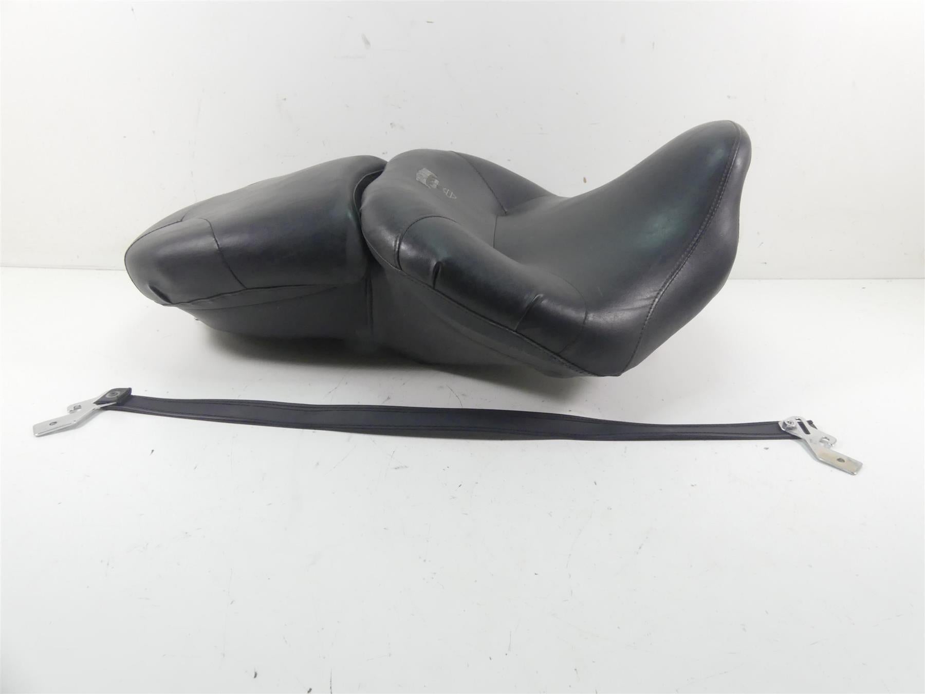 2012 Harley Touring FLHTK Electra Glide Road Zeppelin Seat Air Adjust 51072-09 {{ shop.shopifyCountryName }} - Mototech271