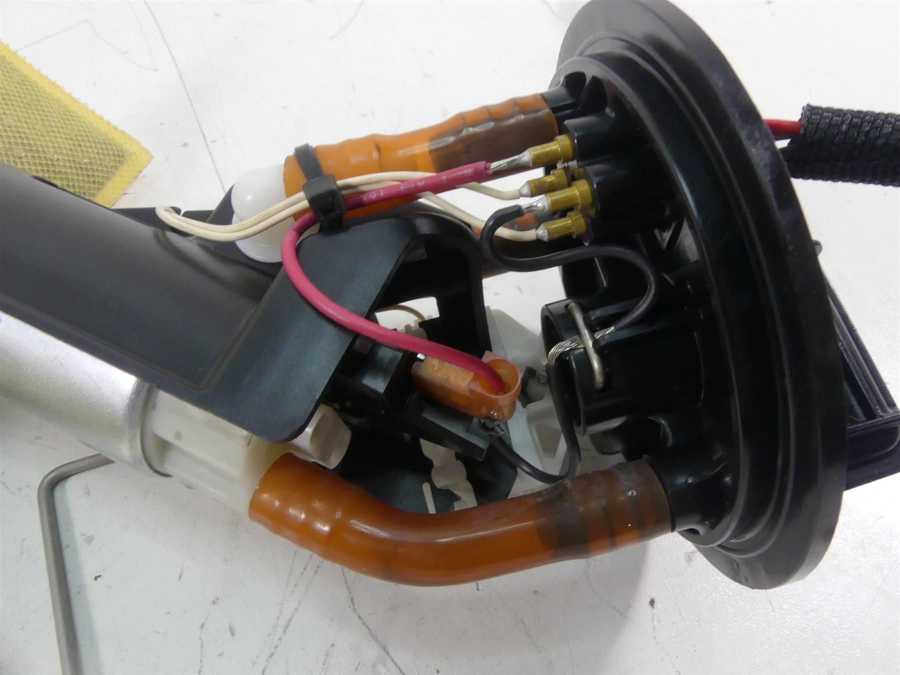 2019 Indian Motorcycle Co. FTR1200 Fuel Gas Petrol Pump -Tested 2522246 {{ shop.shopifyCountryName }} - Mototech271