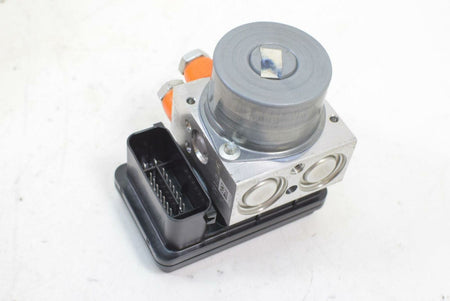 2017 KTM Duke 390 Abs Brake Module Pump 93342031000 {{ shop.shopifyCountryName }} - Mototech271