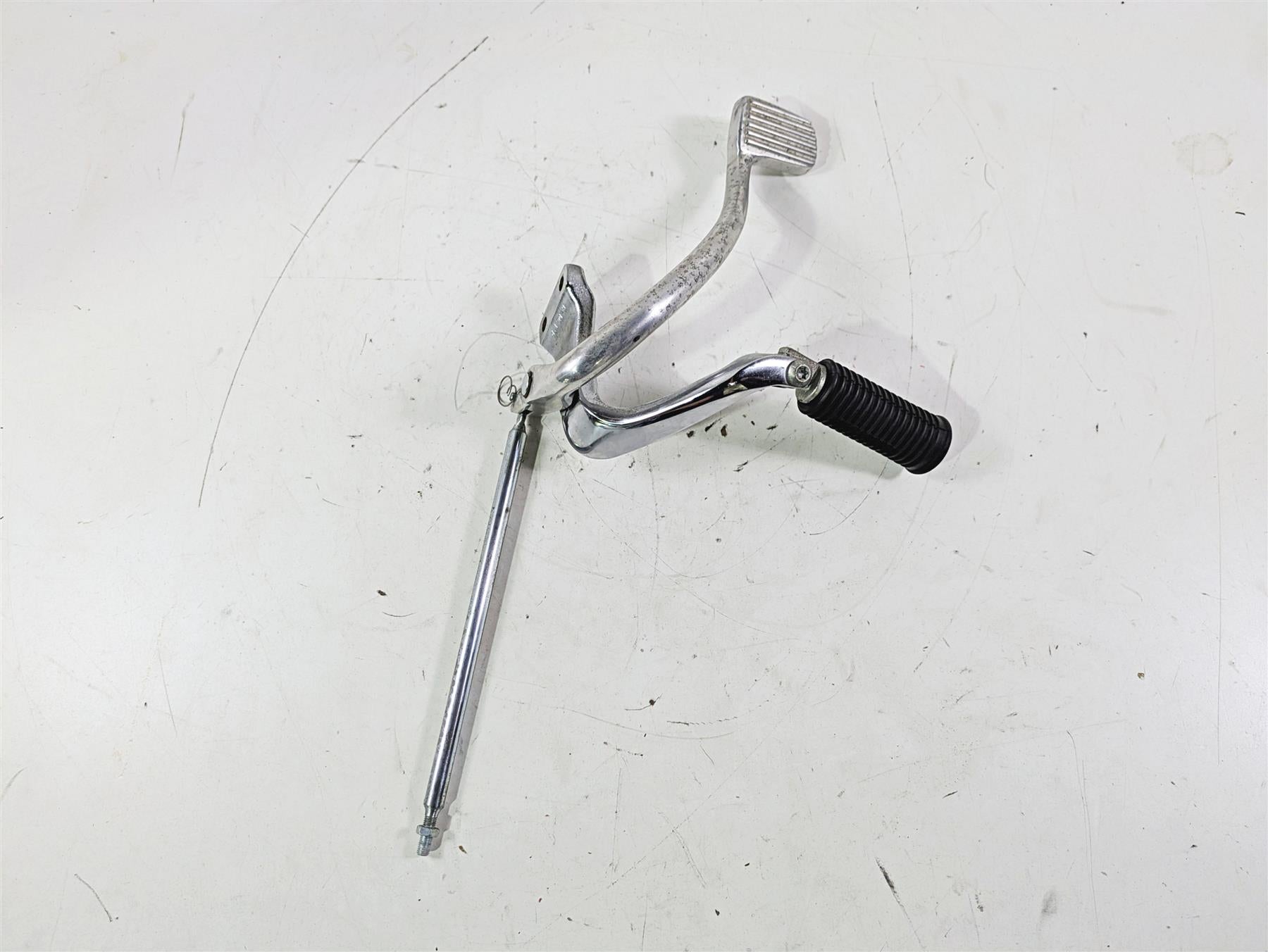 2015 Harley FXDL Dyna Low Rider Right Rider Footpeg Brake Pedal 50666-07 {{ shop.shopifyCountryName }} - Mototech271