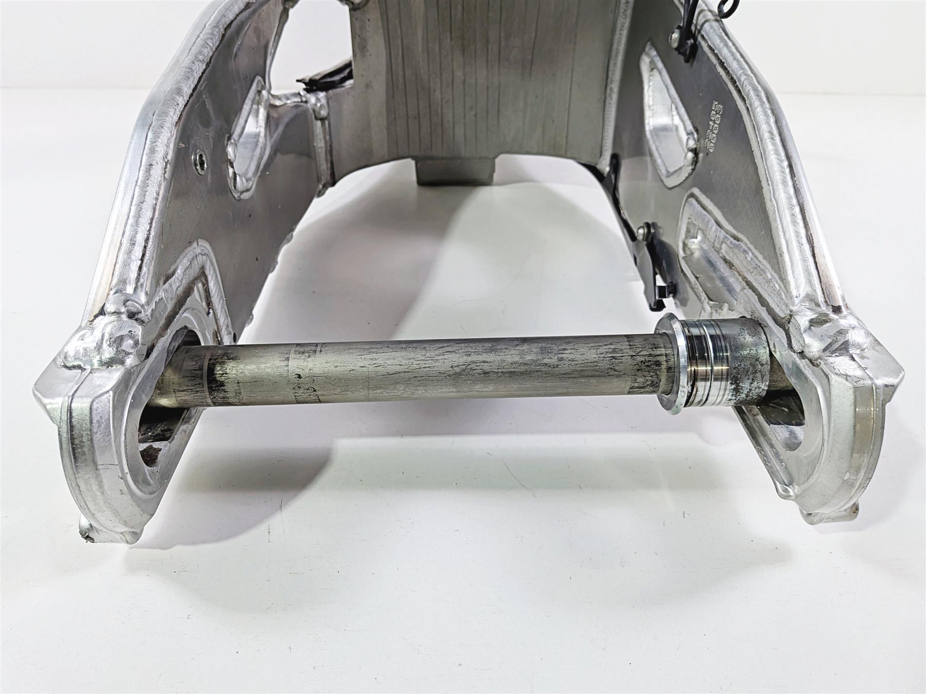 2022 Yamaha YZF R1 R1M RN65 Brushed Rear Swing Arm Swingarm B4S-22110-00-00-Mototech271