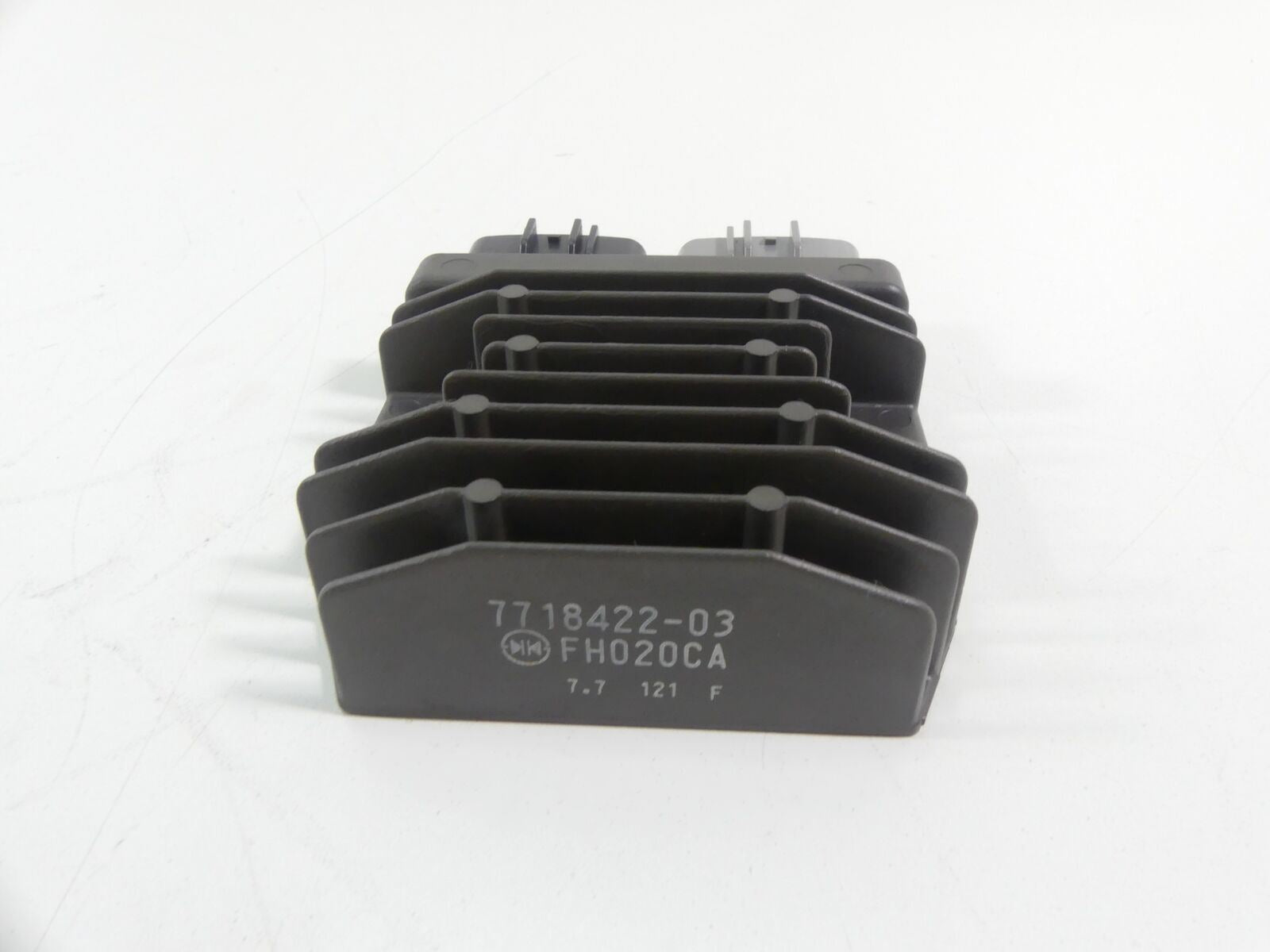 2018 BMW S1000XR K49 Rectifier Voltage Regulator 12317718422 FH020CA {{ shop.shopifyCountryName }} - Mototech271