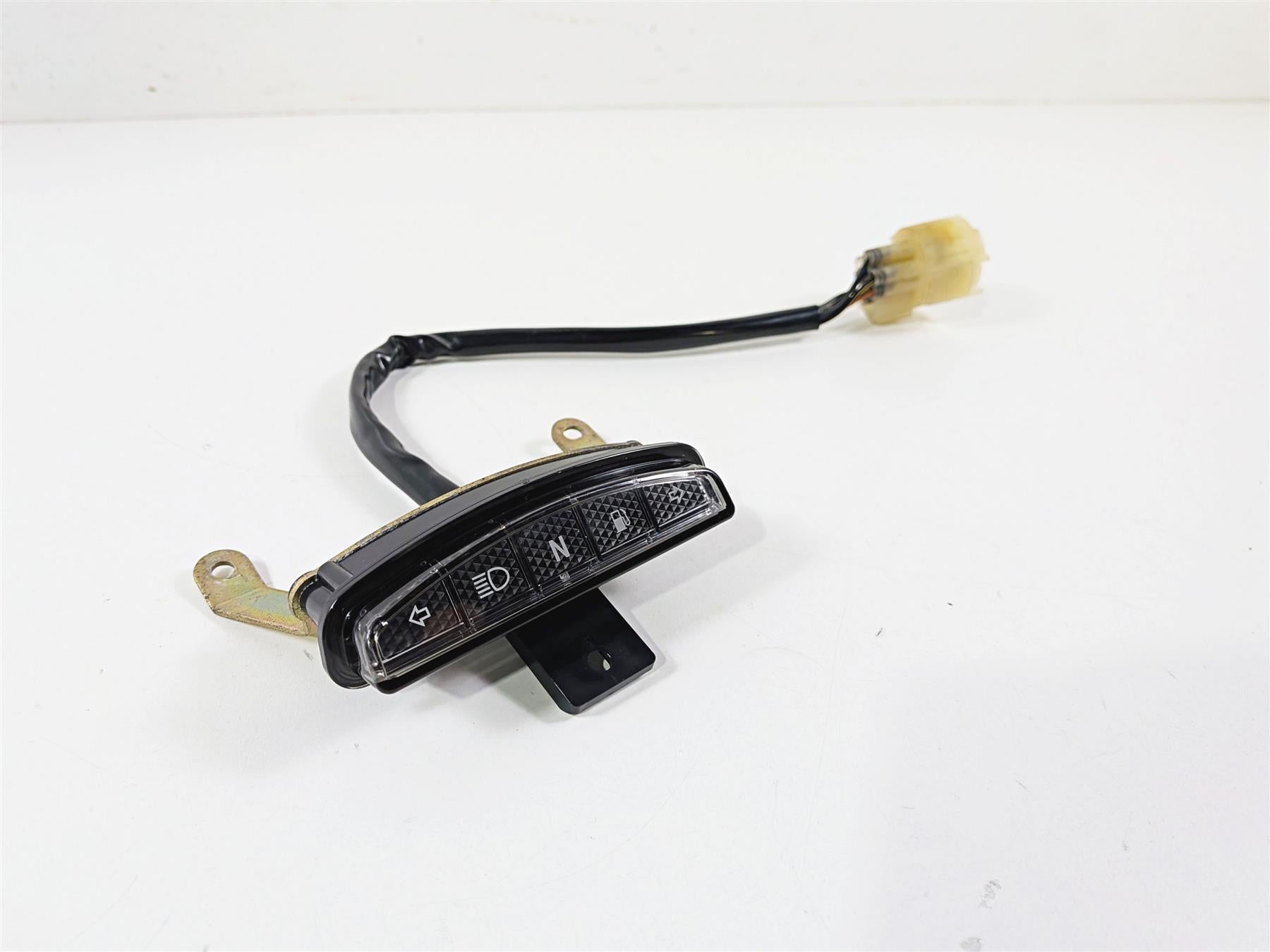 2005 Suzuki VZ800 M50 Boulevard Indicator Instrument Light Set 36380-39G00 {{ shop.shopifyCountryName }} - Mototech271