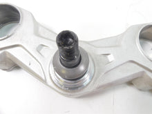 Load image into Gallery viewer, 2017 BMW R1200GS GSW K50 Lower Tiple Tree Steering Clamp -Read 31429467888
