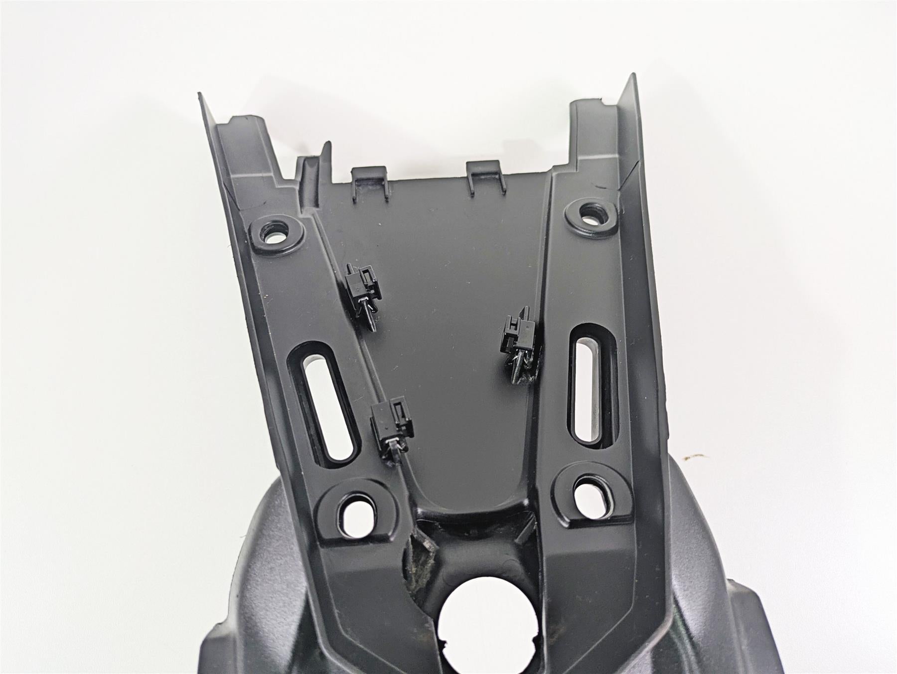 2022 BMW RnineT Pure K22 License Plate Holder & Inner Fender 46628531172 {{ shop.shopifyCountryName }} - Mototech271