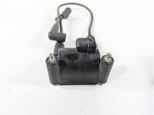 Load image into Gallery viewer, 2008 Harley FLSTSB Cross Bones Delphi Ignition Coil &amp; Cover Set 31696-07A | Mototech271
