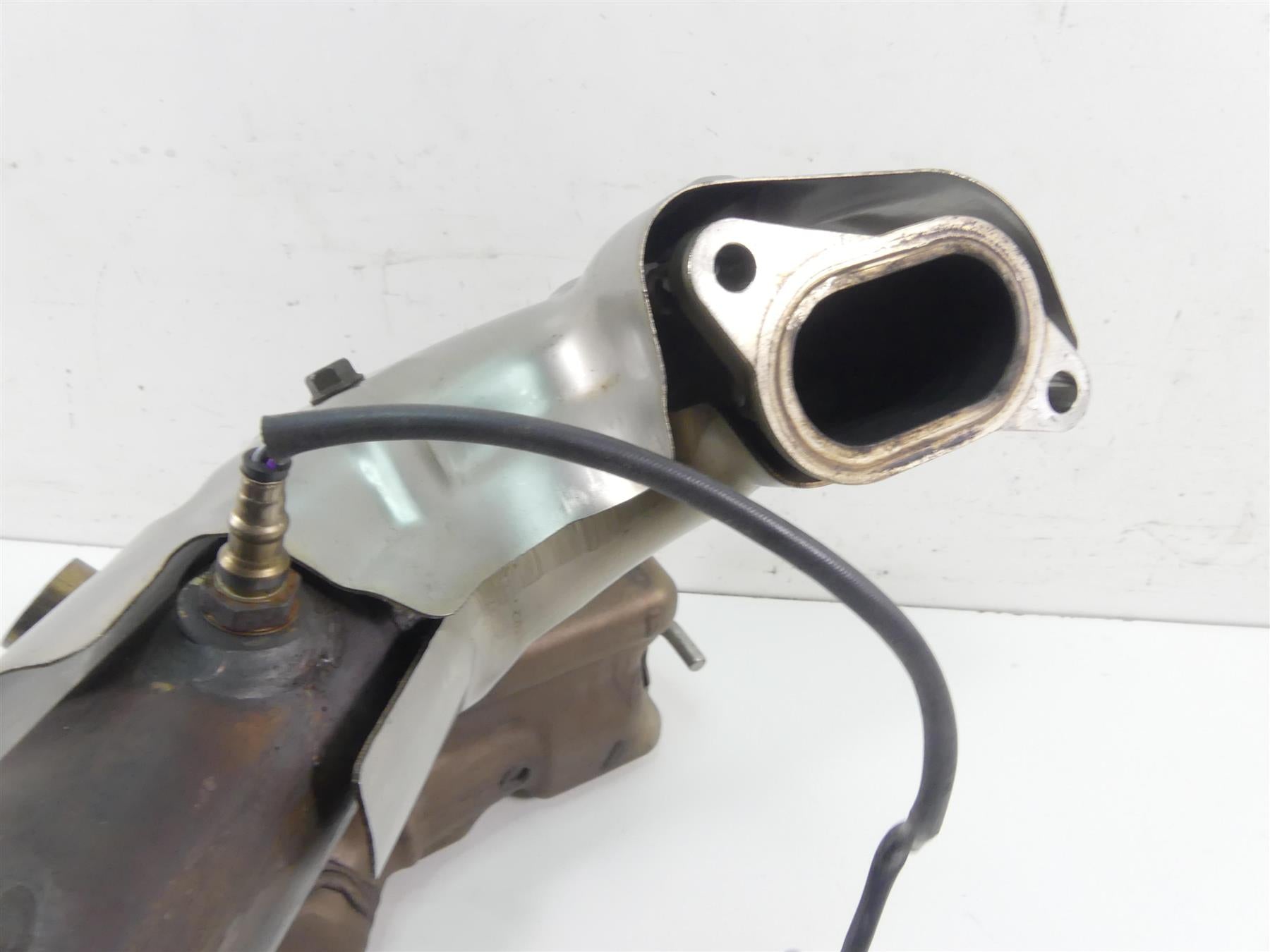 2022 Indian FTR1200 S Oem Exhaust Header Manifold Pipe Chamber Set -Read 1263578 {{ shop.shopifyCountryName }} - Mototech271