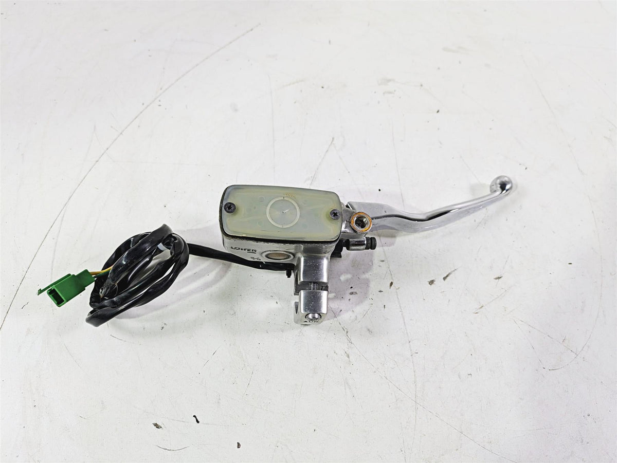2004 Yamaha XVZ1300 Royal Star Front Brake Master Cylinder 4XY-W2587-01-00 {{ shop.shopifyCountryName }} - Mototech271