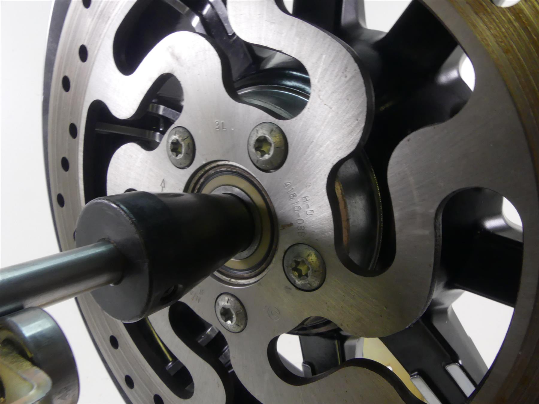 2014 Harley Touring FLHTK Electra Glide Rear 16x5 Impeller Wheel Rim 40900391 {{ shop.shopifyCountryName }} - Mototech271