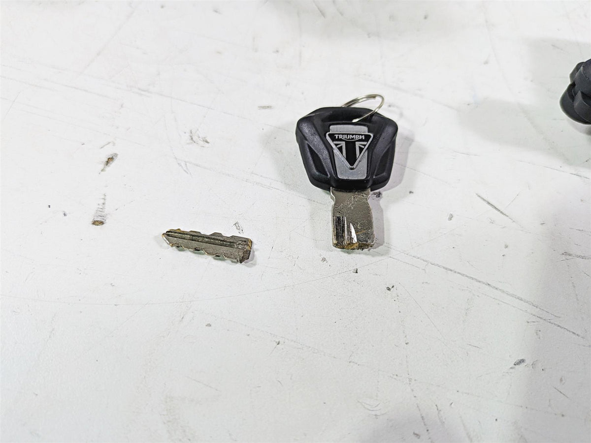 2020 Triumph Daytona 765 Moto2 Ignition Switch Key Immobilizer Set T2508501 {{ shop.shopifyCountryName }} - Mototech271