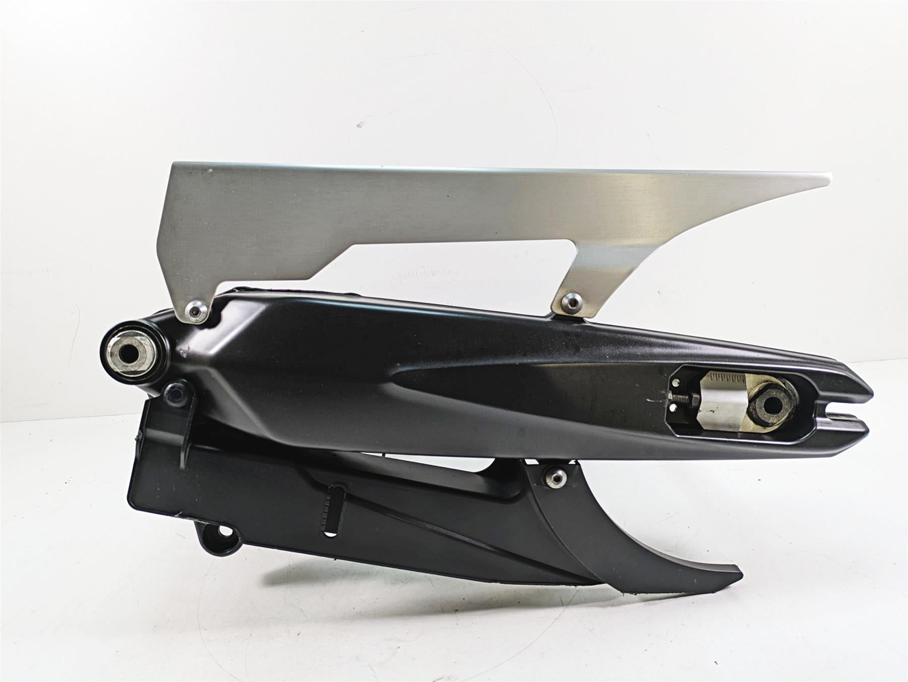 2009 Yamaha XV1900 Raider Rear Swingarm Swing Arm 5C7-22110-00-00