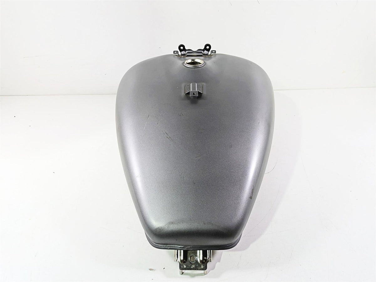 2016 Suzuki M109R VZR1800 Boulevard Fuel Gas Petrol Tank - Dent 49100-48G50 {{ shop.shopifyCountryName }} - Mototech271