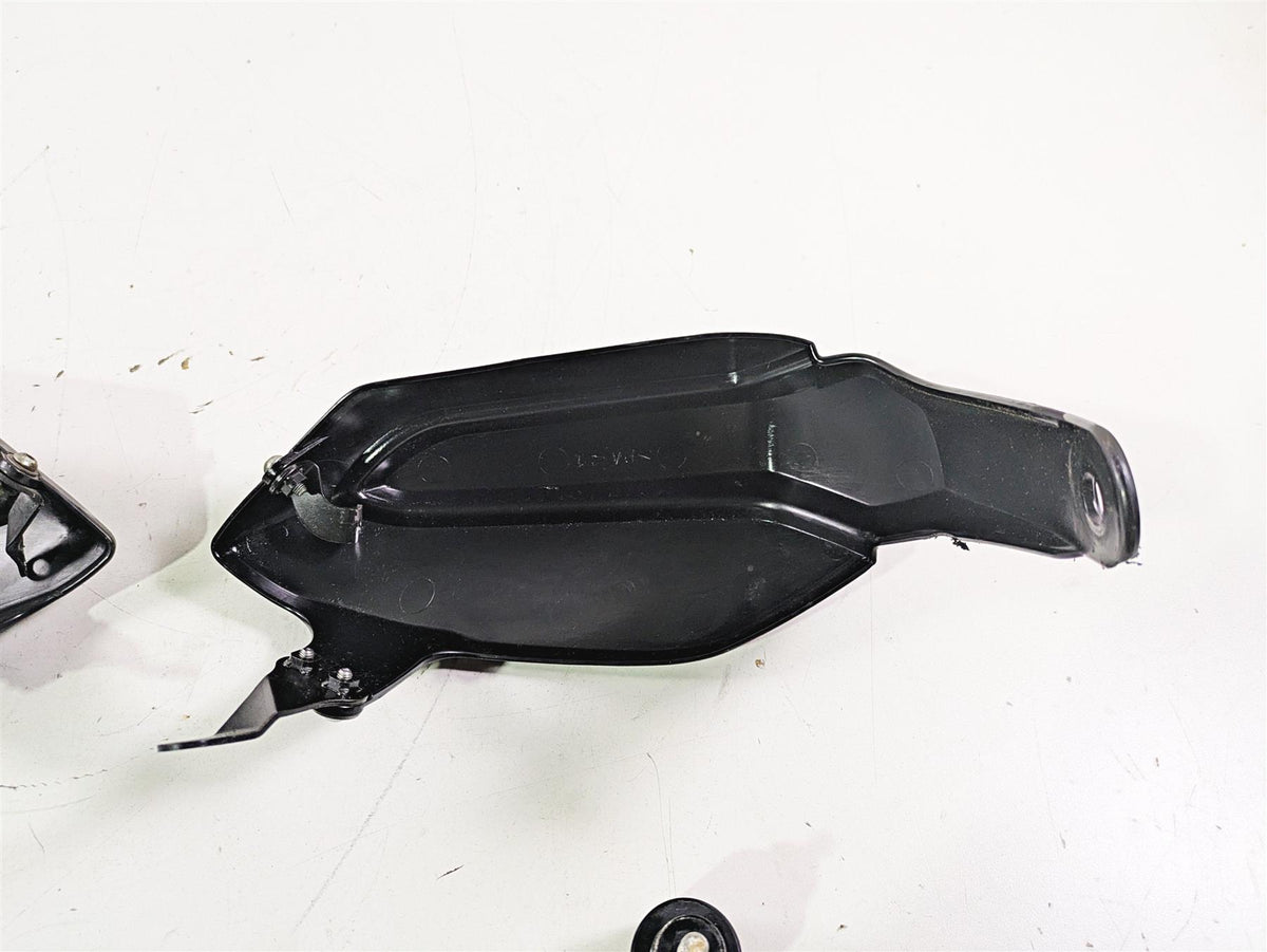 2012 Yamaha XT1200 Super Tenere Hand Guard Set & Mounts 23P-26141-00-00 {{ shop.shopifyCountryName }} - Mototech271