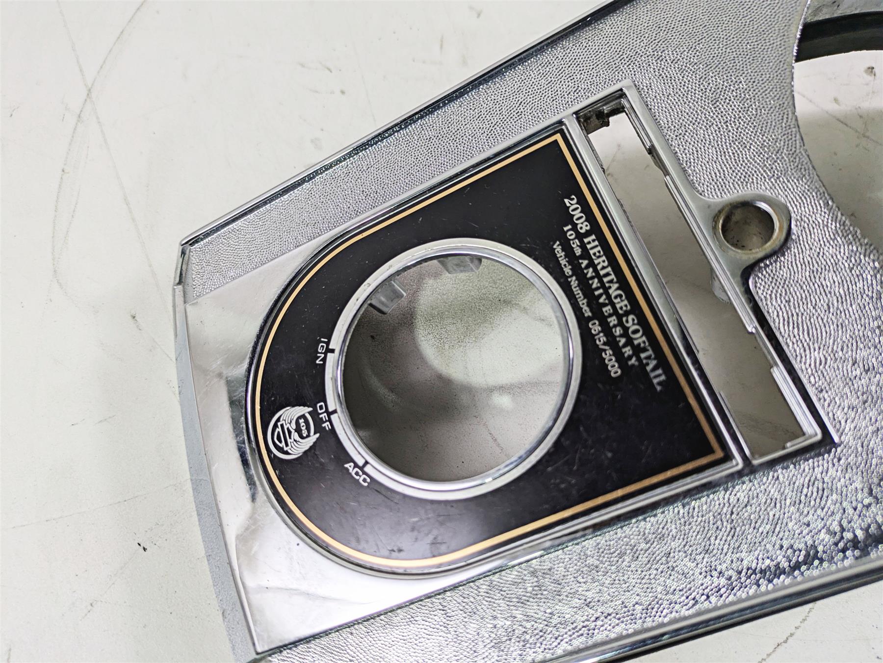 2008 Harley FLSTC 105TH Softail Heritage Fuel Tank Dash Cover Console 71273-00A {{ shop.shopifyCountryName }} - Mototech271