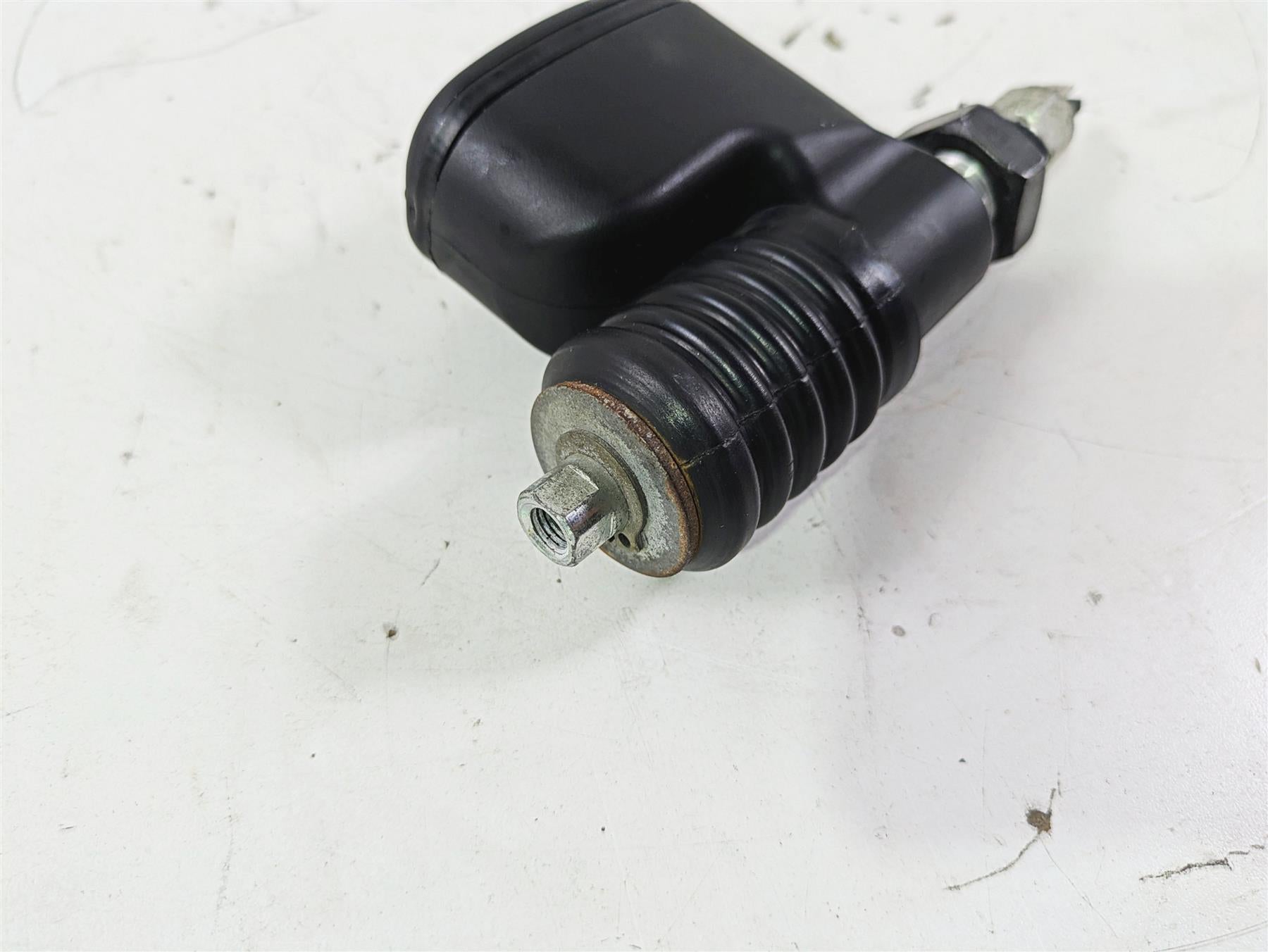 2015 Harley FXDL Dyna Low Rider Rear Brake Master Cylinder 41700065A {{ shop.shopifyCountryName }} - Mototech271