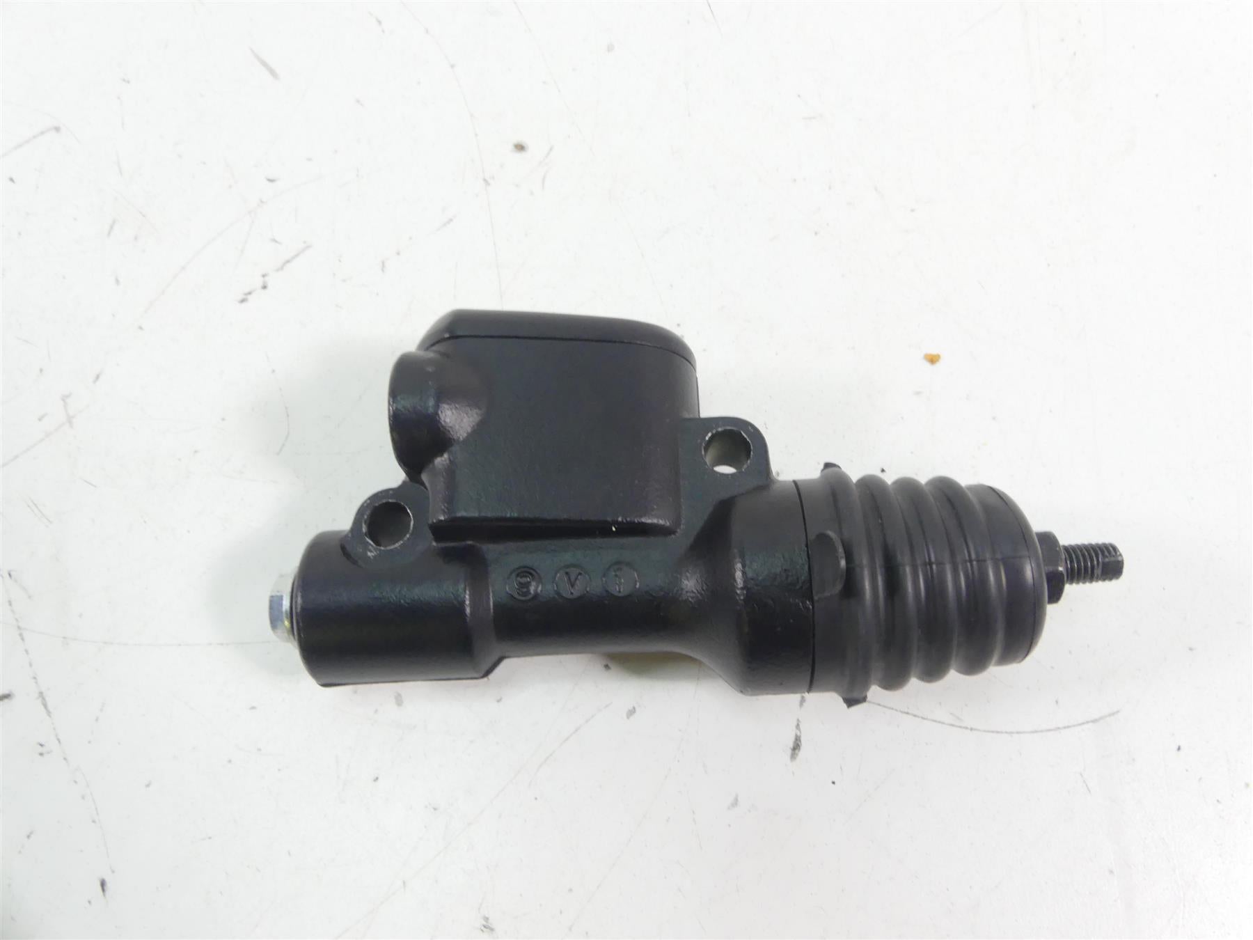 2020 Harley XL1200 CX Sportster Roadster Rear Brake Master Cylinder 1/2 41700025