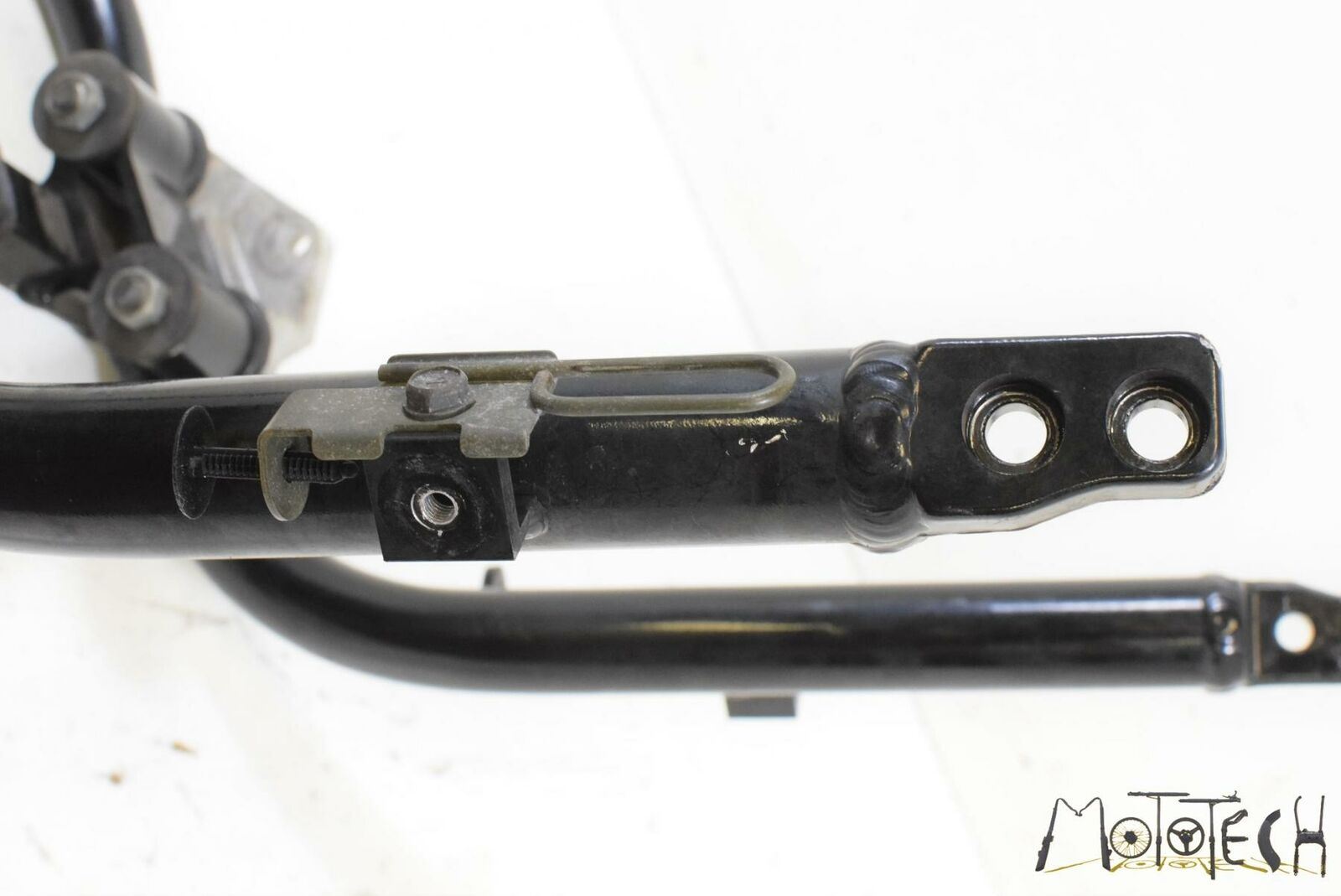 2005 Kawasaki ZZR1200 ZX1200 Front Downtube Lower Frame Rails 31064-1246 {{ shop.shopifyCountryName }} - Mototech271