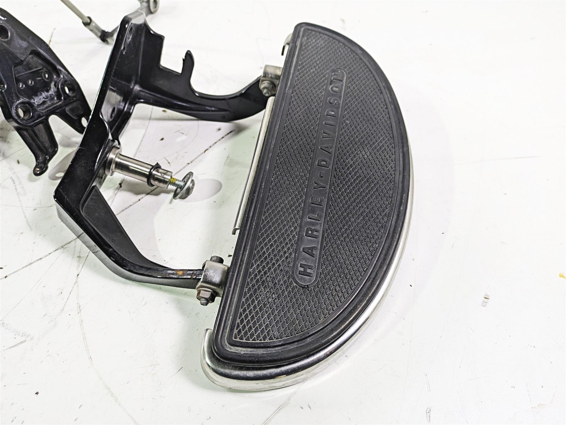 2016 Harley FLSTC Softail Heritage Left Right Front Floor Board Set 33630-07A {{ shop.shopifyCountryName }} - Mototech271