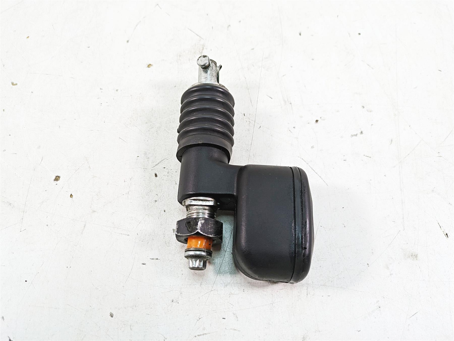 2006 Harley FLSTI Softail Heritage Rear Brake Master Cylinder 41767-05E {{ shop.shopifyCountryName }} - Mototech271