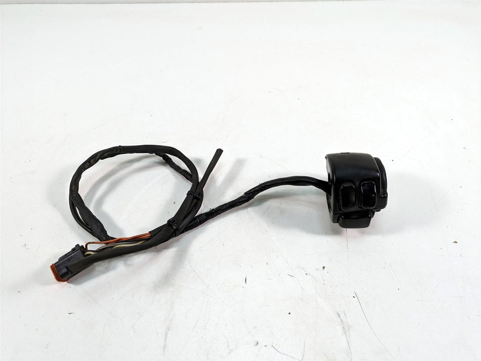 2000 Harley Dyna FXDL Low Rider Right Hand Control Switch 71684-06A 71621-08 {{ shop.shopifyCountryName }} - Mototech271