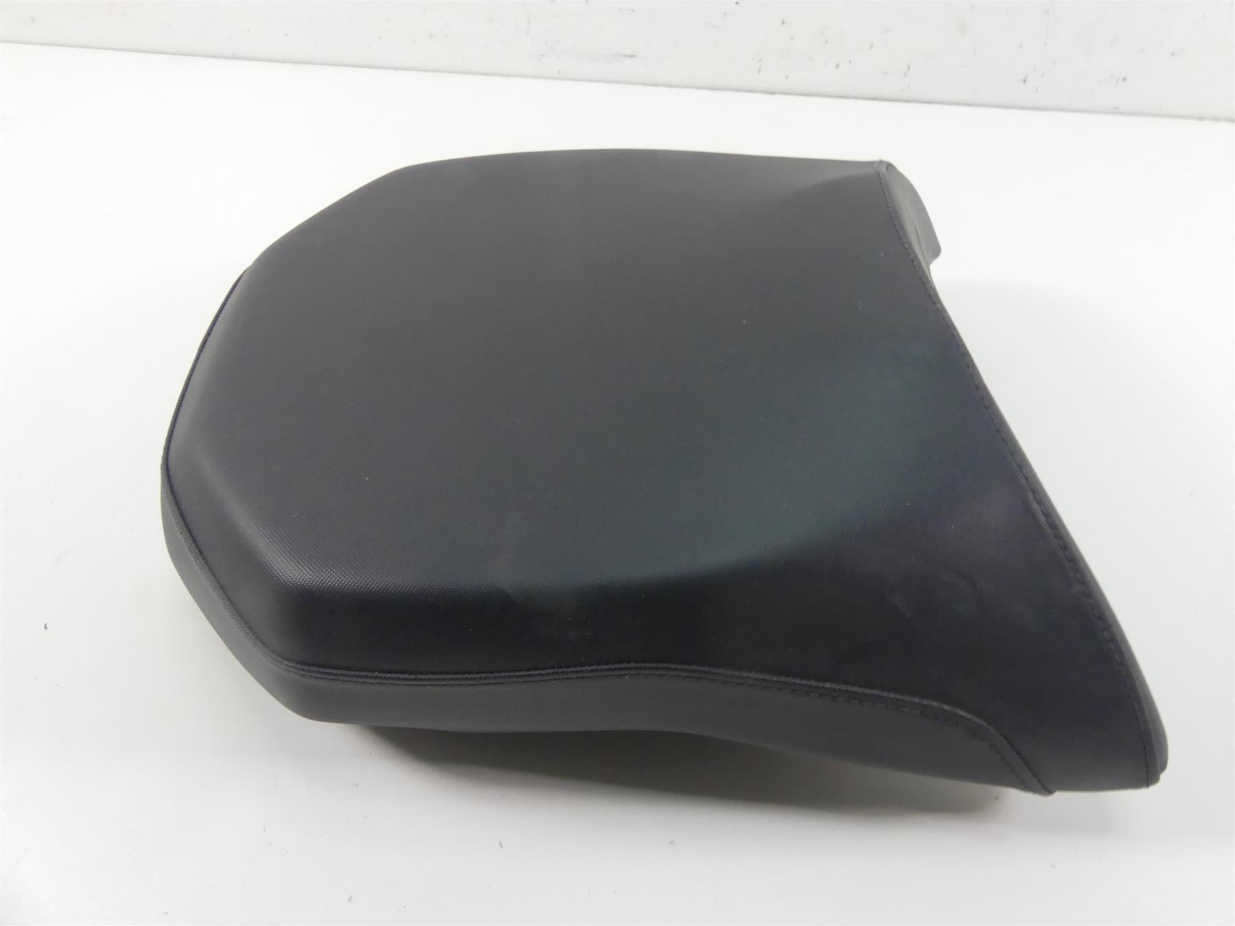 2019 BMW R1250GS K50 Rear Standard Passenger Seat Saddle 52538564242 {{ shop.shopifyCountryName }} - Mototech271