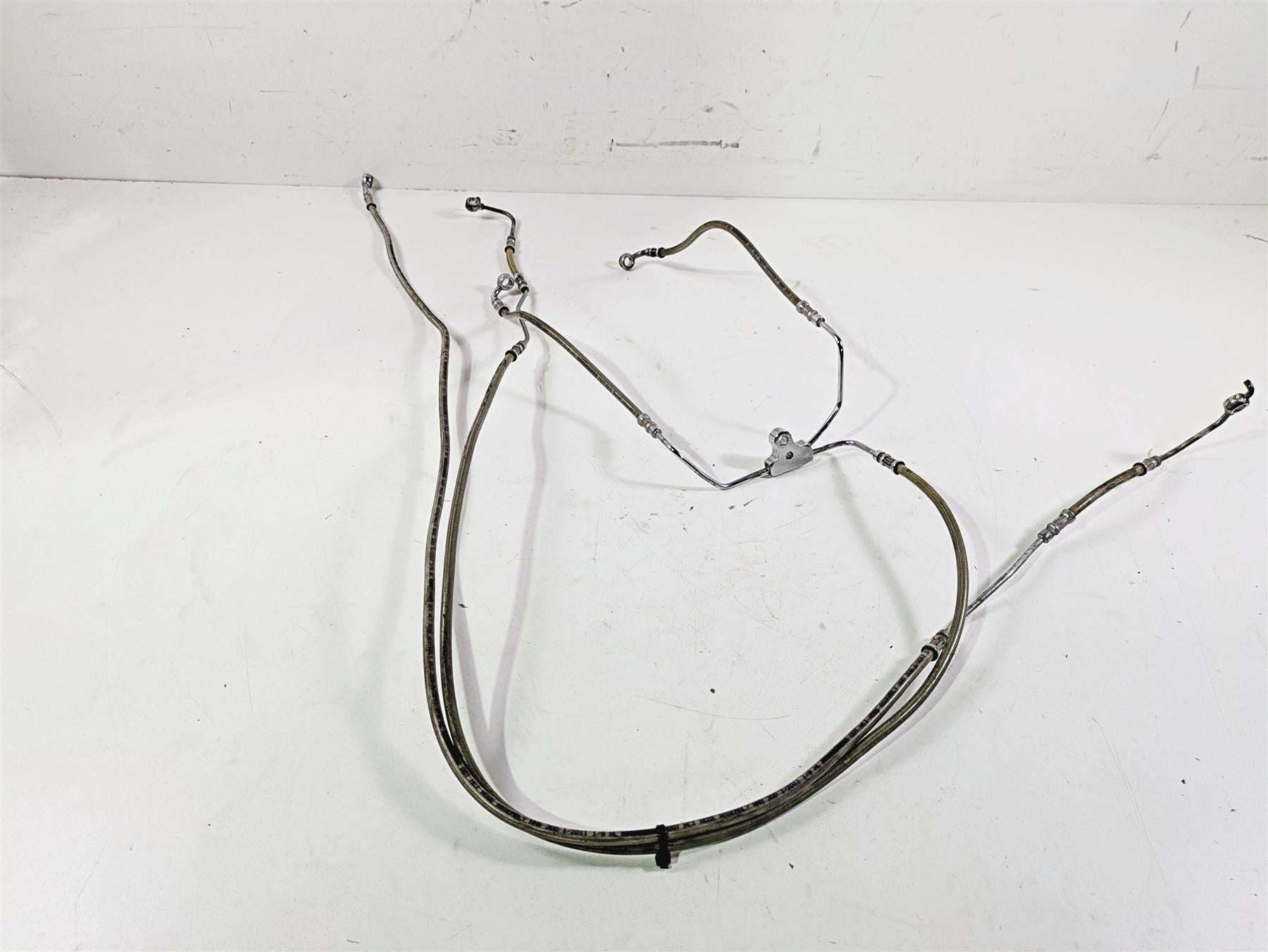 2011 Harley Touring FLHTCUSE CVO E-Glide Front Abs Brake Line Set 16" Bars {{ shop.shopifyCountryName }} - Mototech271
