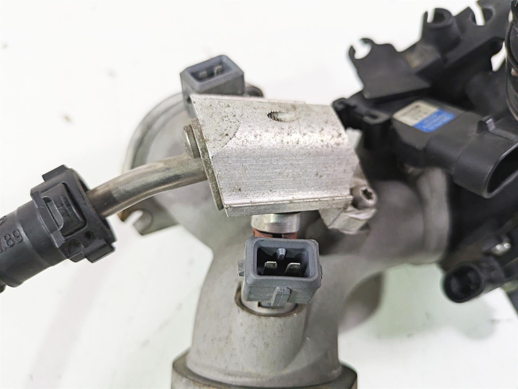 2003 Harley Touring FLHTCUI E-Glide 100th Throttle Body Fuel Injection 27600-01A {{ shop.shopifyCountryName }} - Mototech271
