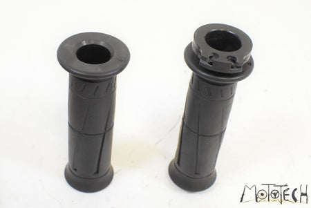 2015 Kawasaki ZX10R ZX10 R Ninja Grip SET 32099-0049 {{ shop.shopifyCountryName }} - Mototech271