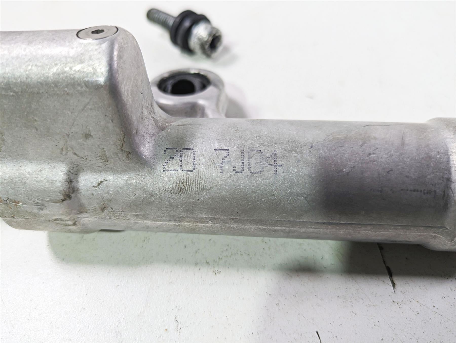 2018 Suzuki GSX1300 R Hayabusa Steering Damper Stabilizer 51750-15H00 {{ shop.shopifyCountryName }} - Mototech271