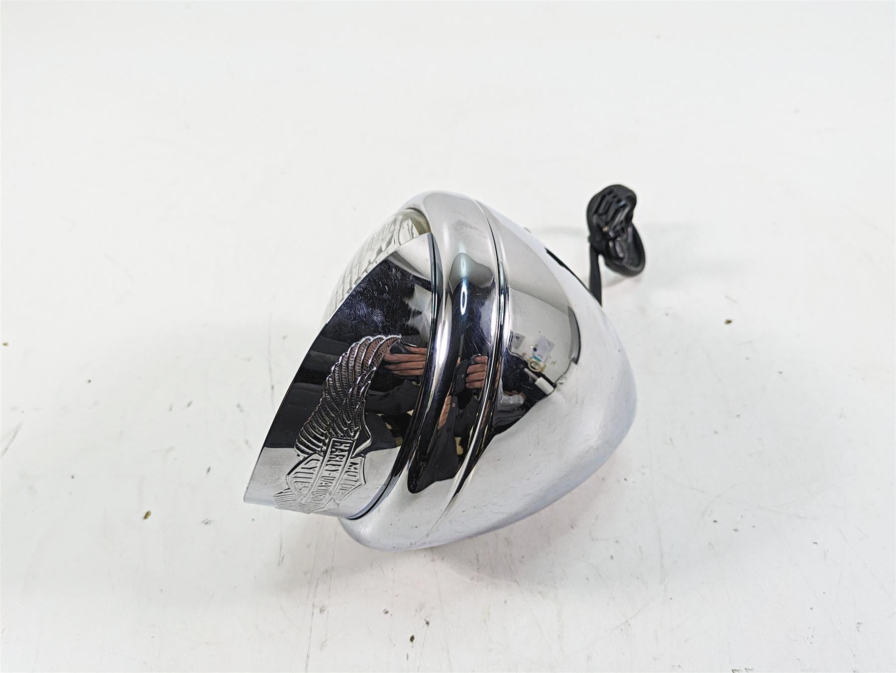 2000 Harley FXSTS Softail Springer Headlight Head Light Lamp + Visor 69769-05A {{ shop.shopifyCountryName }} - Mototech271