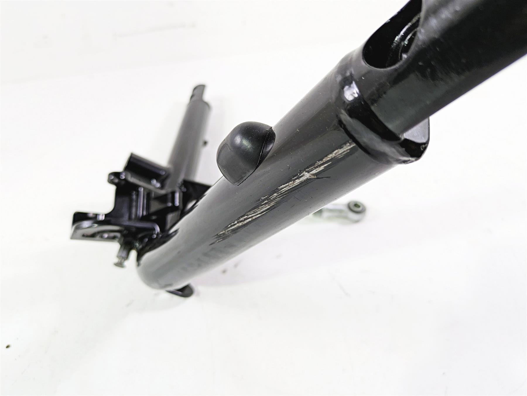 2010 Harley VRSCF Muscle Rod Left Front Frame Downtube Rail 47987-07BK {{ shop.shopifyCountryName }} - Mototech271