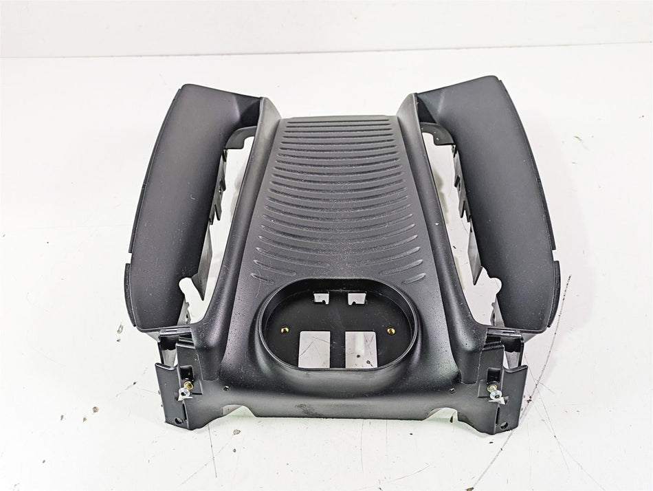 2012 Harley VRSCF Muscle V Rod Radiator Center Cover Fairing 26826-09 {{ shop.shopifyCountryName }} - Mototech271