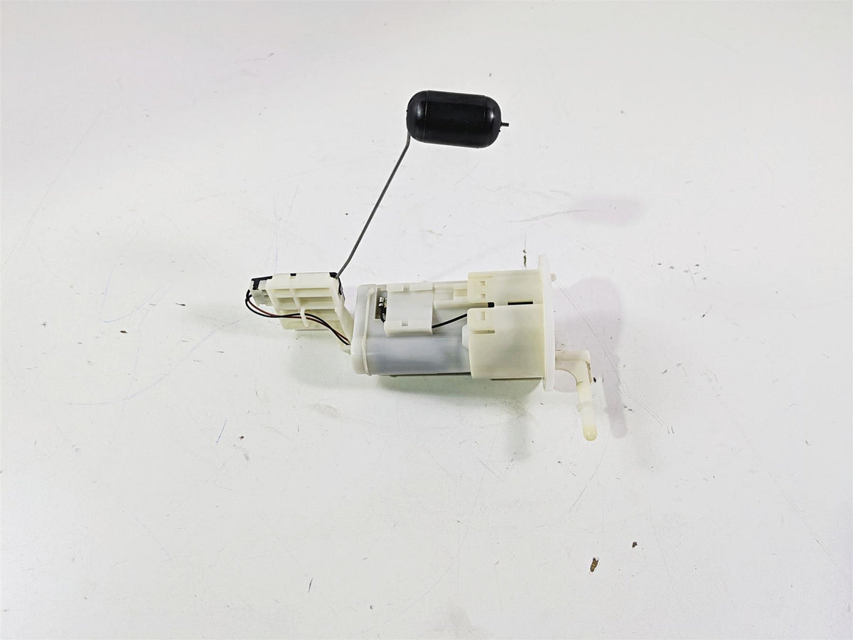 2020 Suzuki V-Strom 1050 XT Fuel Gas Petrol Pump & Sending Unit 15100-28K00 {{ shop.shopifyCountryName }} - Mototech271