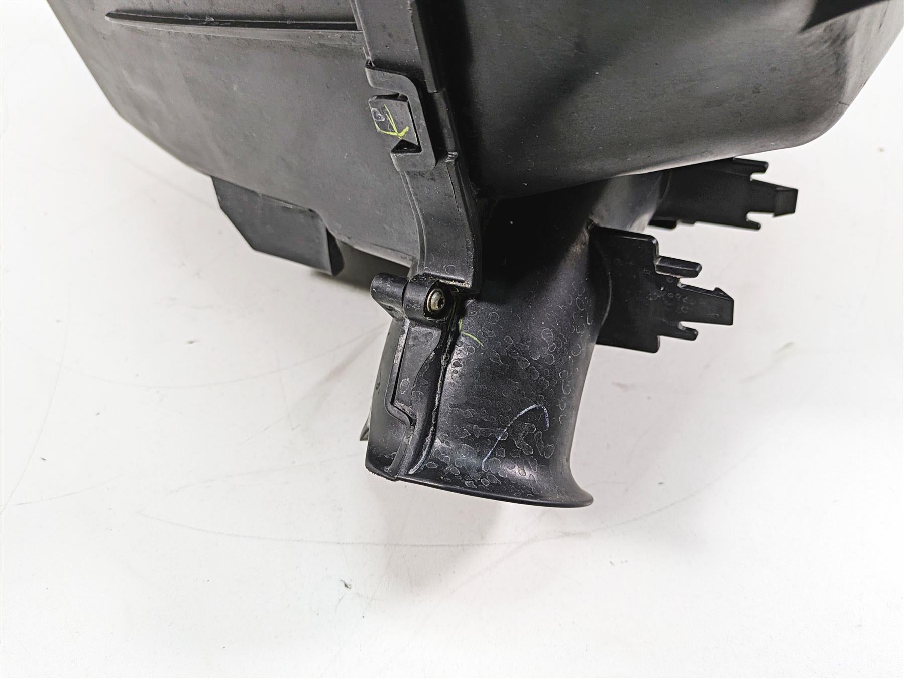 2016 Sea-Doo Spark 900 Air Box Filter Cleaner Breather -Read 273000315 273000314 {{ shop.shopifyCountryName }} - Mototech271