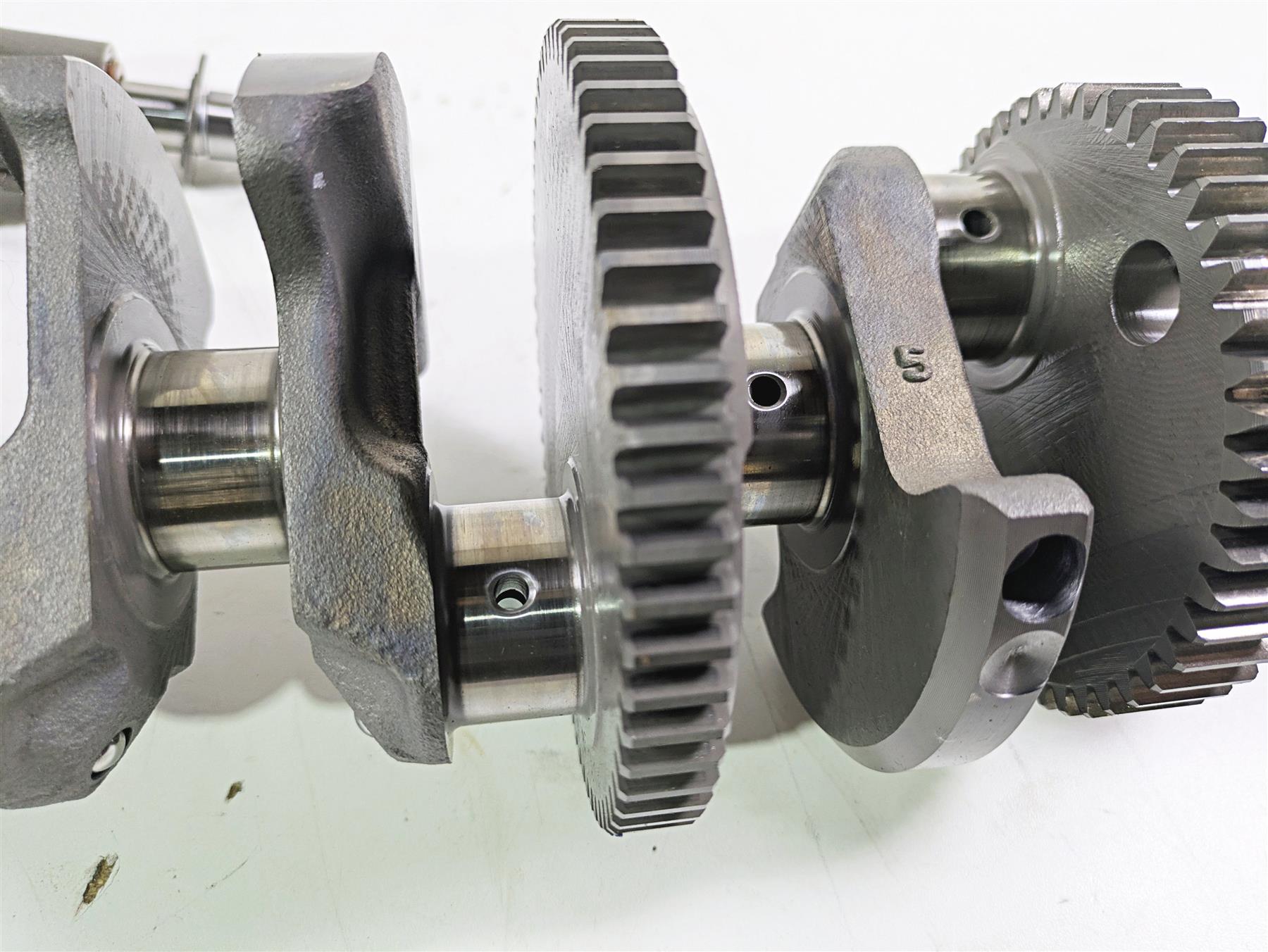 2021 Kawasaki Z900 ZR900 Crankshaft Crank Shaft 13031-0945 {{ shop.shopifyCountryName }} - Mototech271