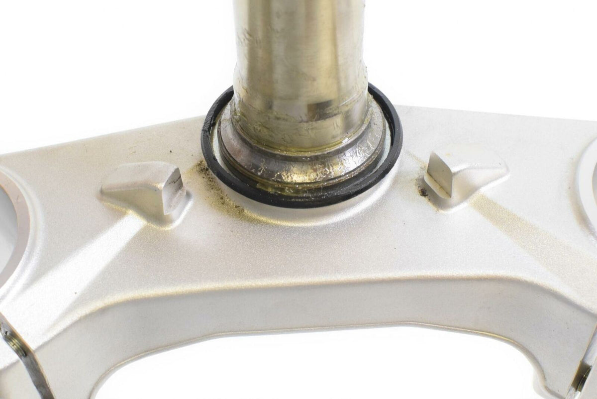 2015 MV Agusta B3 Brutale 675 Lower Triple Tree Steering Yoke 8000B5701 {{ shop.shopifyCountryName }} - Mototech271