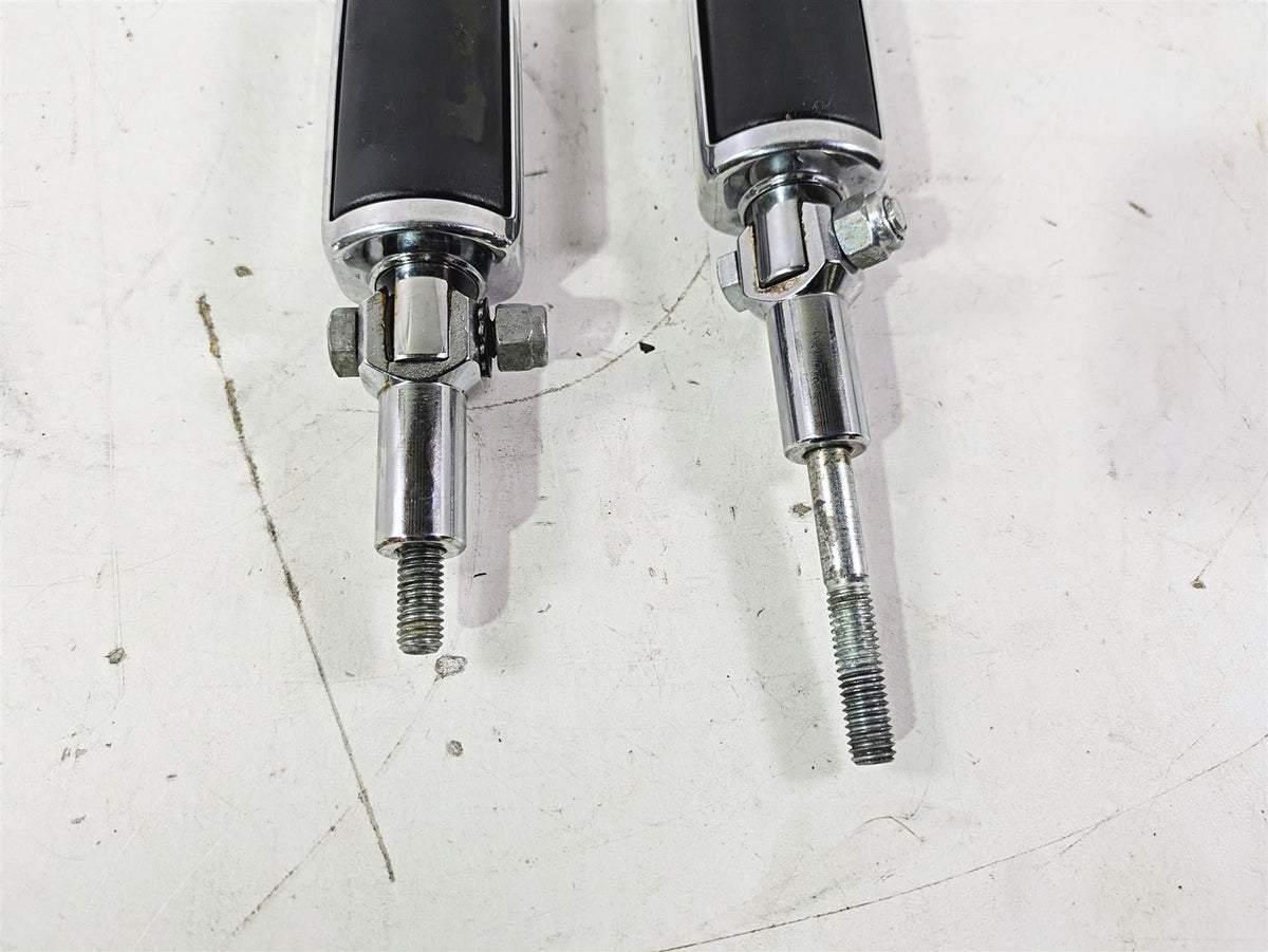 2004 Harley Softail FLSTF Fat Boy Rear Willie G Skull Footpeg Set -Read 50370-04 {{ shop.shopifyCountryName }} - Mototech271