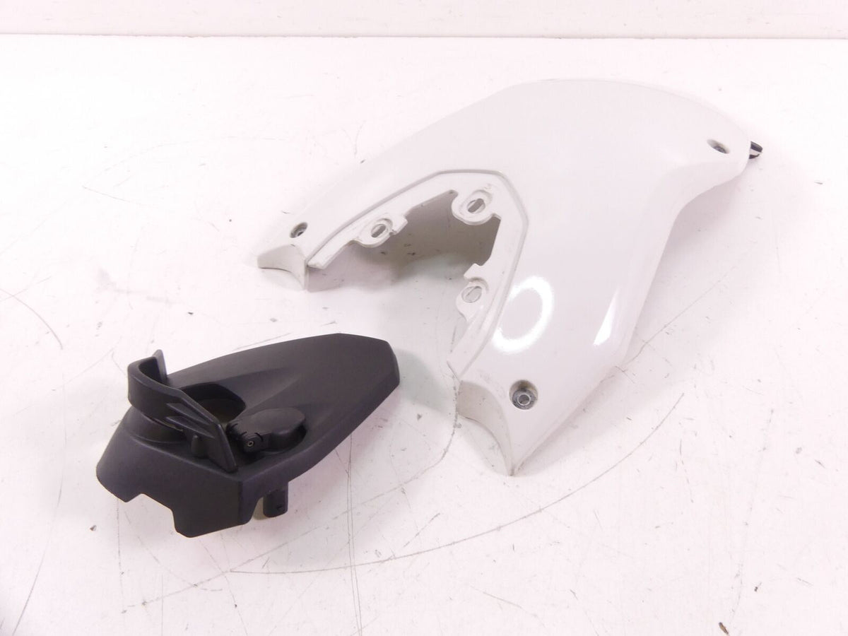 2010 BMW F800GS K72 Upper Fuel Gas Petrol Tank Fairing Cover Set 46637695003 {{ shop.shopifyCountryName }} - Mototech271