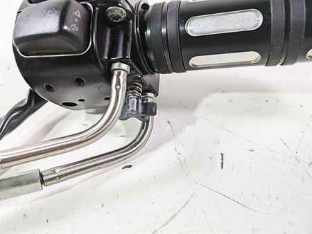 2012 Harley VRSCF Muscle V Rod Right Hand Control Switch - Read 71684-06A {{ shop.shopifyCountryName }} - Mototech271