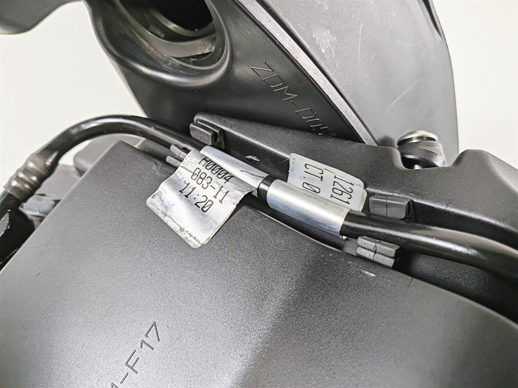 2011 Ducati Streetfighter 1098 S Air Box Breather & Injectors & Ducs 44211393B {{ shop.shopifyCountryName }} - Mototech271