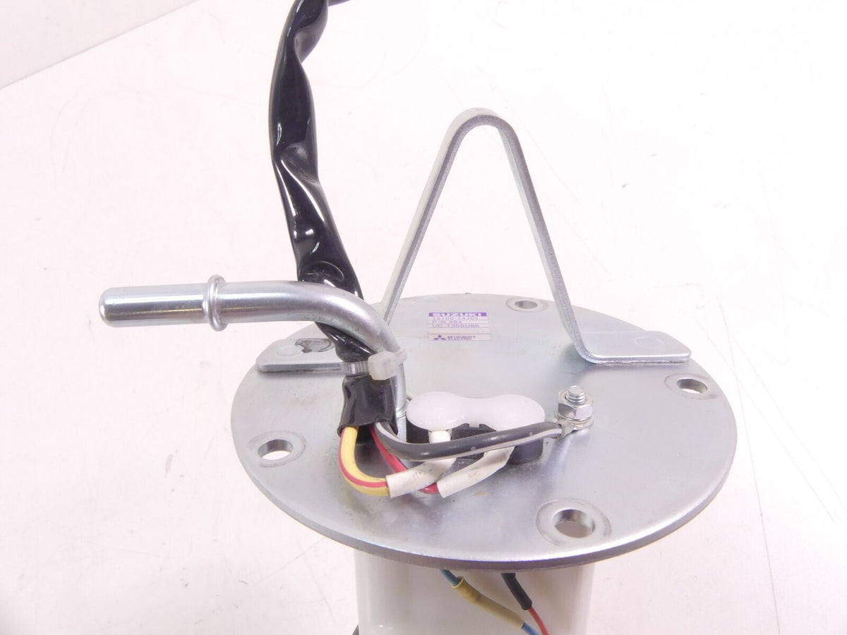 2018 Suzuki GSXR750 Fuel Gas Petrol Pump 2K - Tested 15100-14J01 {{ shop.shopifyCountryName }} - Mototech271