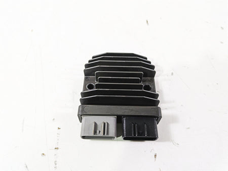 2022 Yamaha YXZ1000 R Rectifier Voltage Regulator B5H-81960-00-00 FH027DA {{ shop.shopifyCountryName }} - Mototech271