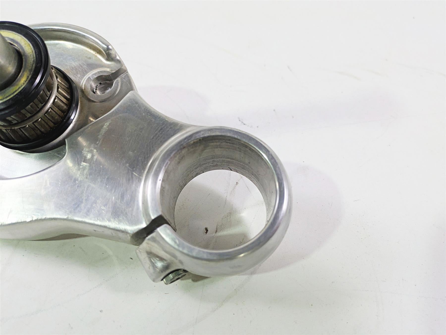 2020 Harley Softail FXST Standard Lower Triple Tree Steering Clamp 45900299 {{ shop.shopifyCountryName }} - Mototech271