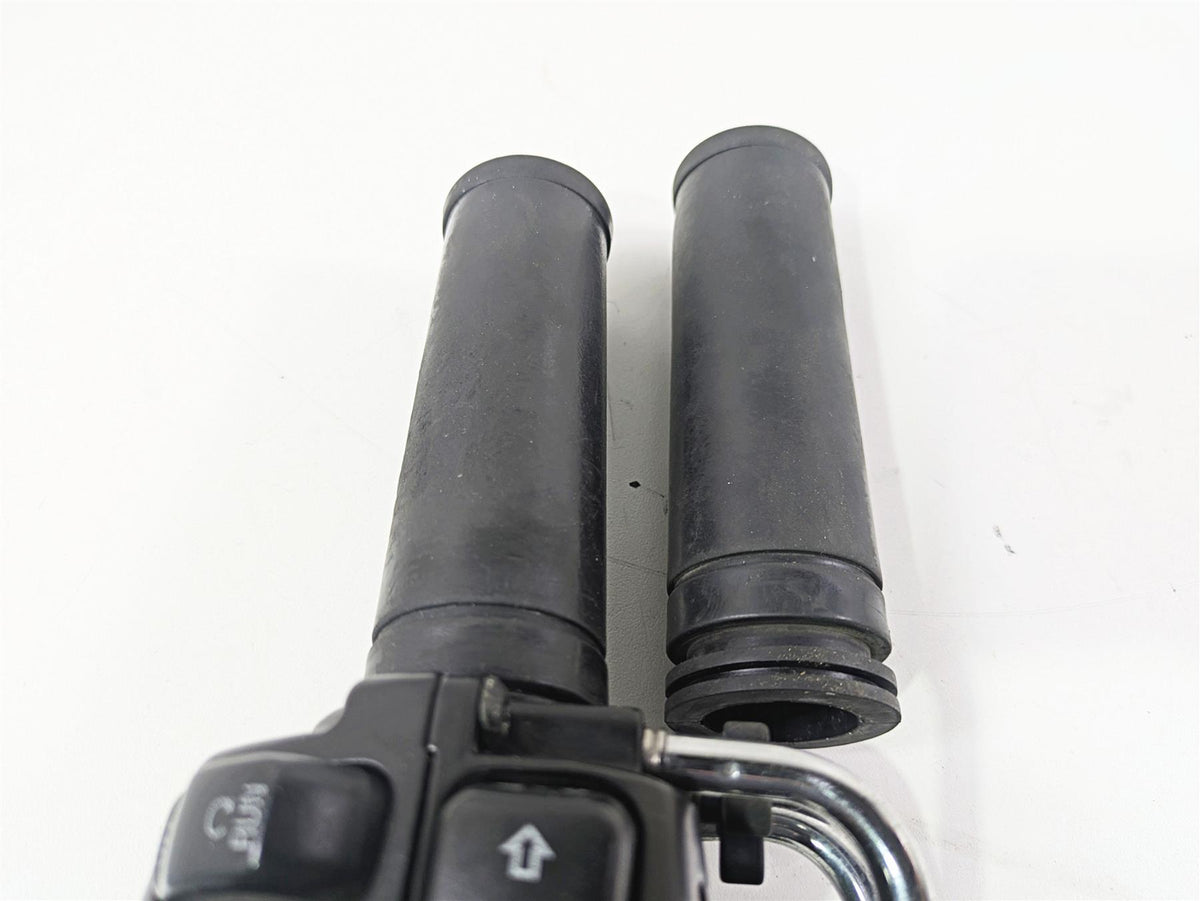 2009 Harley FXDC Dyna Super Glide Right Hand Throttle Control Switch 71684-06A {{ shop.shopifyCountryName }} - Mototech271