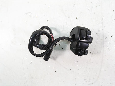 2008 Harley FLHTCU Electra Glide Right Hand Cruise Control Switch 71684-06A {{ shop.shopifyCountryName }} - Mototech271