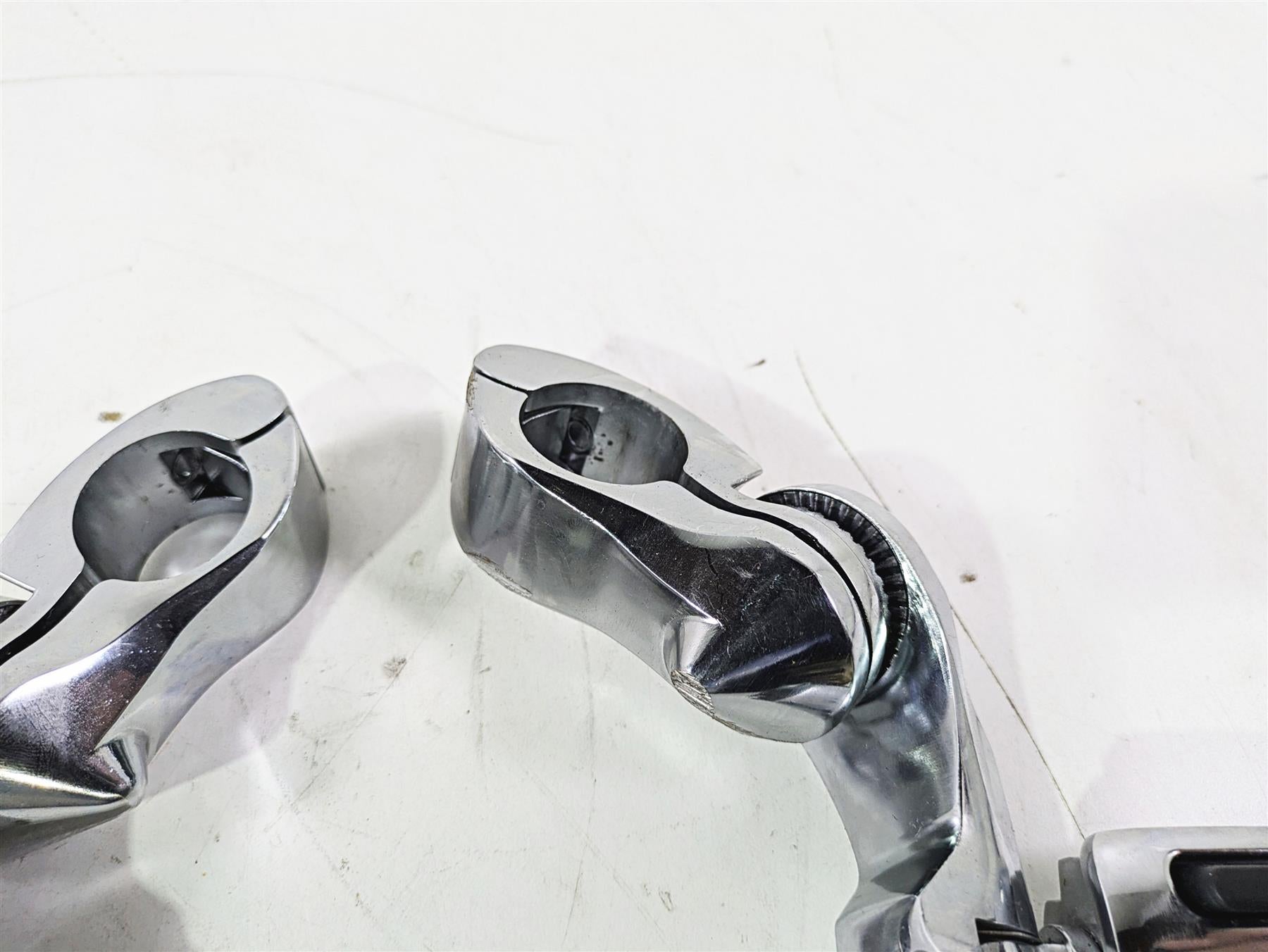 2008 Harley FLSTC 105TH Softail Heritage Highway Foot Peg Rest Set {{ shop.shopifyCountryName }} - Mototech271