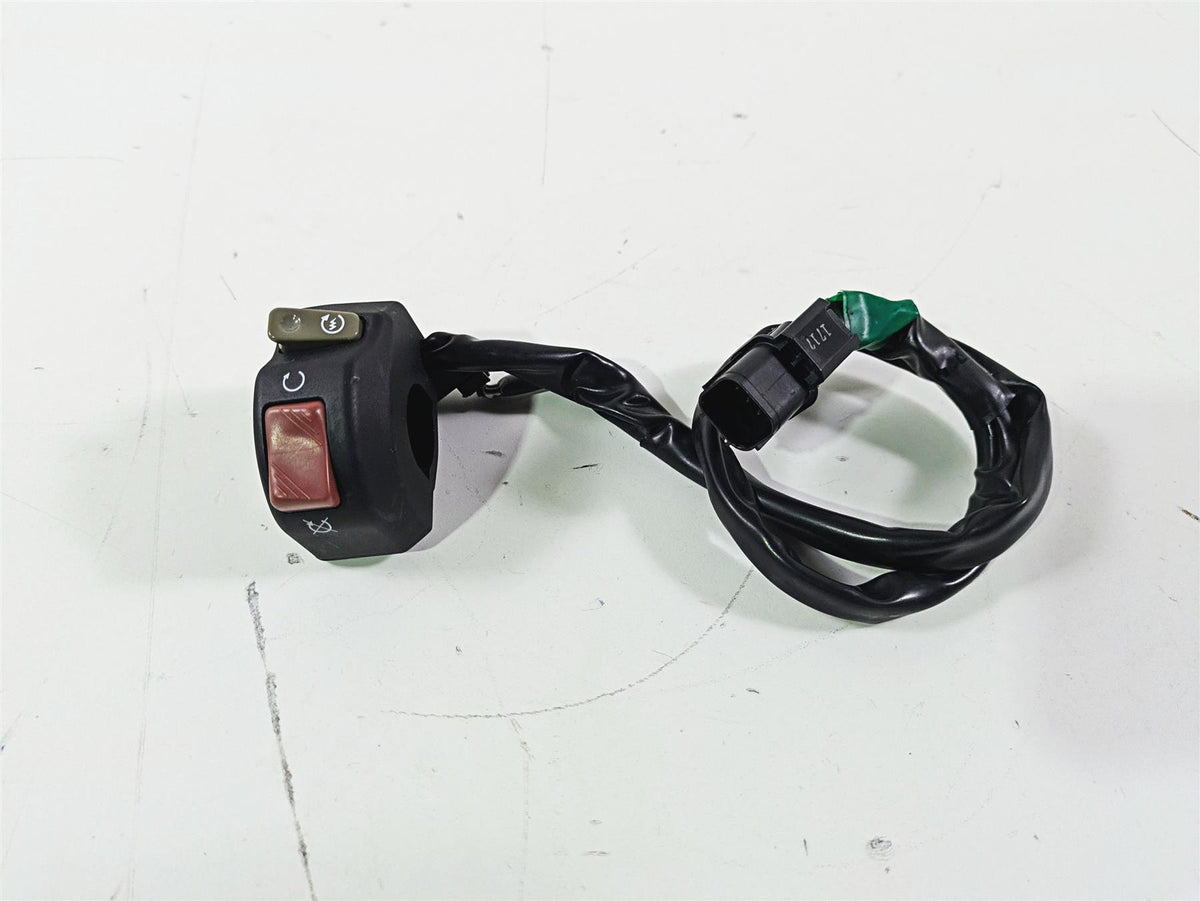 2022 Kawasaki ZR900RS Cafe Right Hand Start Stop Control Switch 46091-0508 {{ shop.shopifyCountryName }} - Mototech271