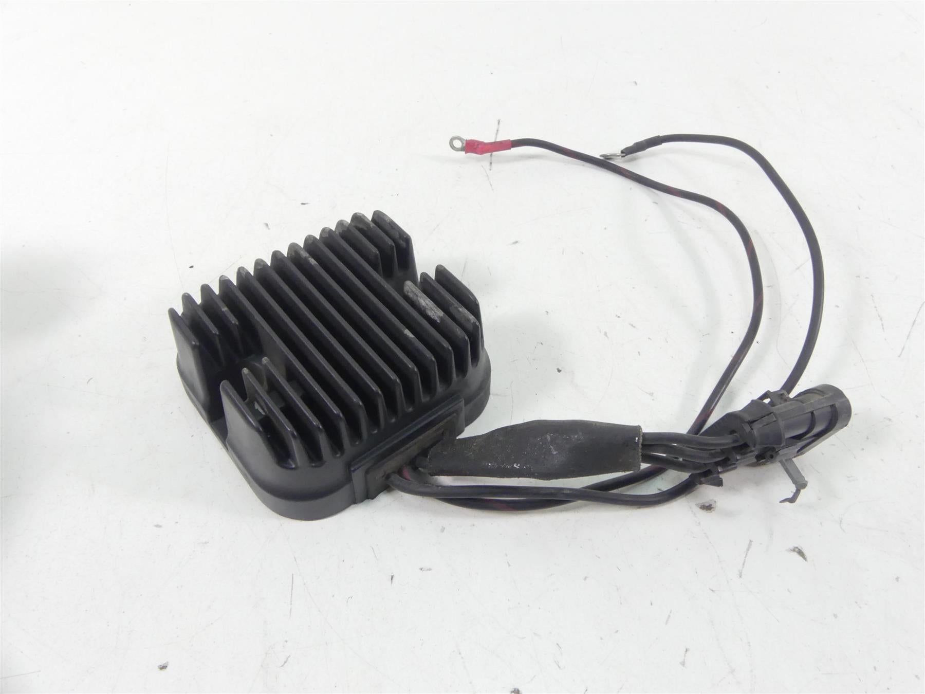 2011 Victory Vision Tour Rectifier Voltage Regulator 4012717 {{ shop.shopifyCountryName }} - Mototech271