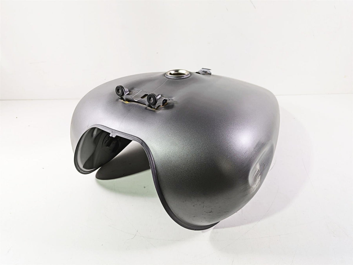 2016 Suzuki M109R VZR1800 Boulevard Fuel Gas Petrol Tank - Dent 49100-48G50 {{ shop.shopifyCountryName }} - Mototech271